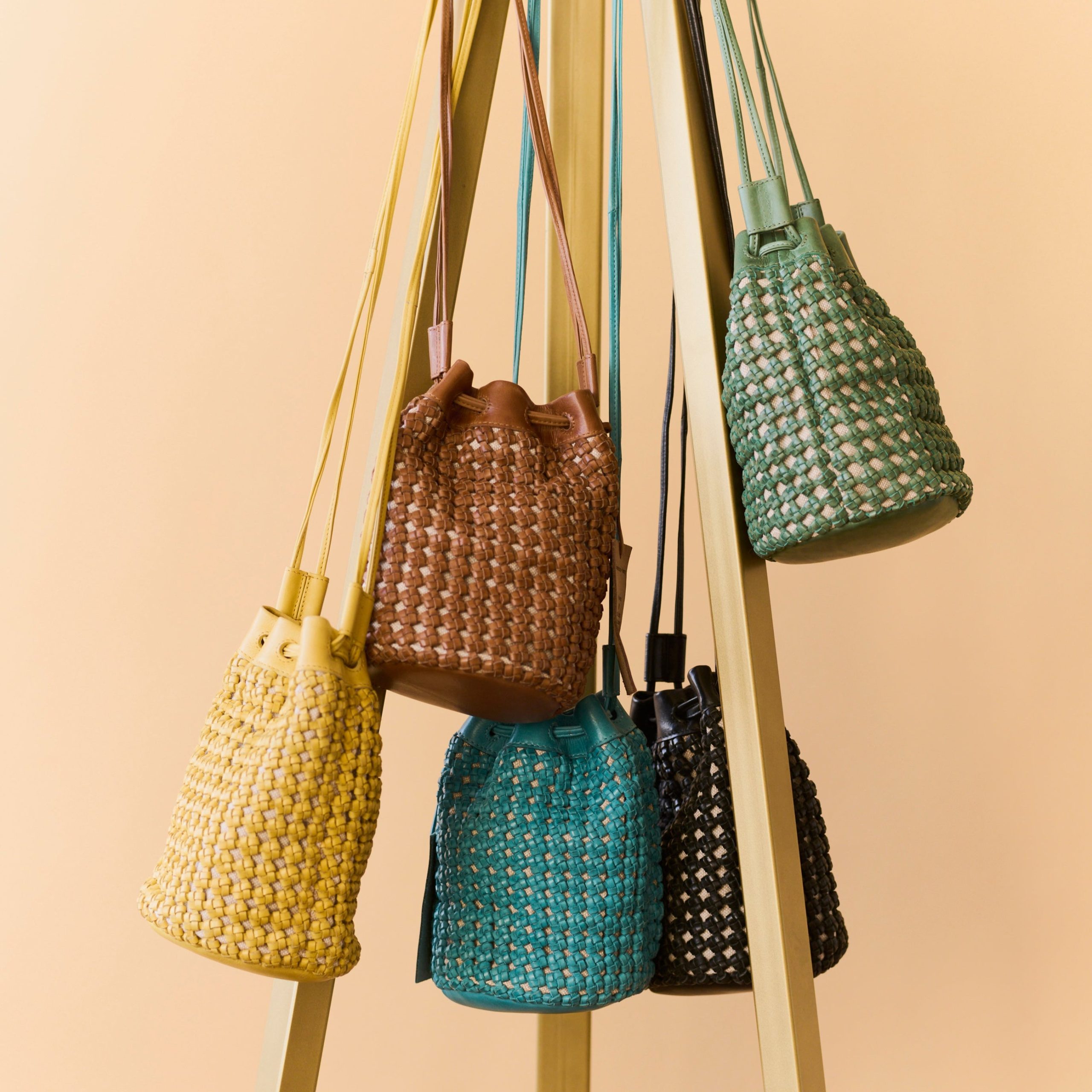 Dune Leather Crossbody Bag - Image 10