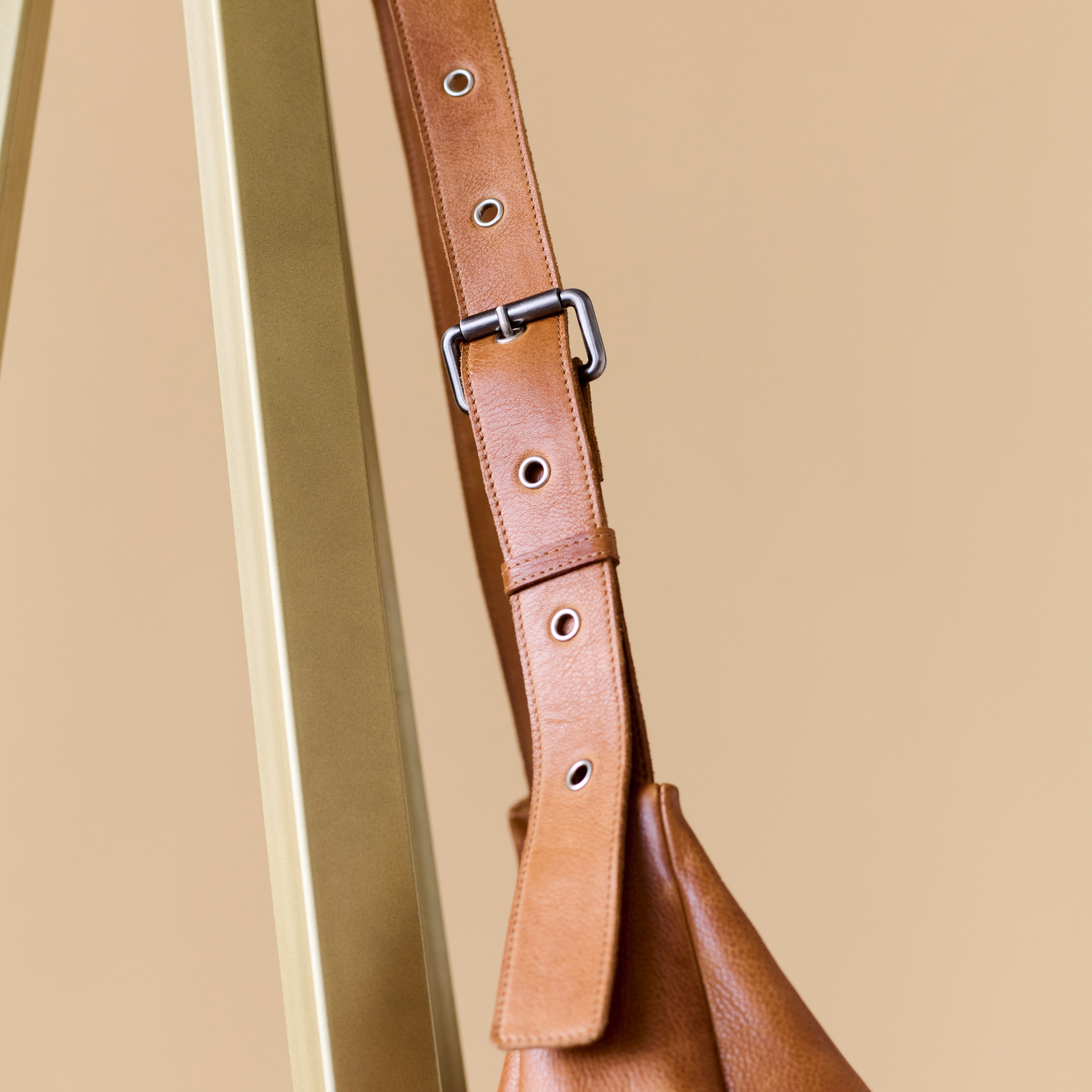 Cabo Oversized Leather Sling Bag - Image 10